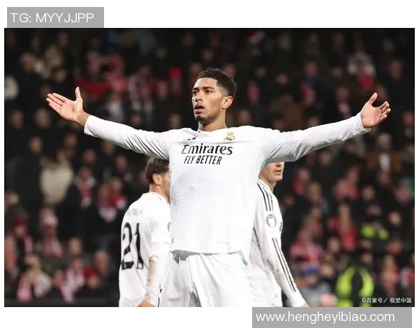 足球明星在场上的位置解析与角色分析详解